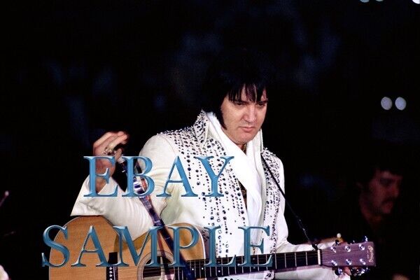 Elvis Presley Concert Photo # 5317 Montgomery, Al 2-16-77
